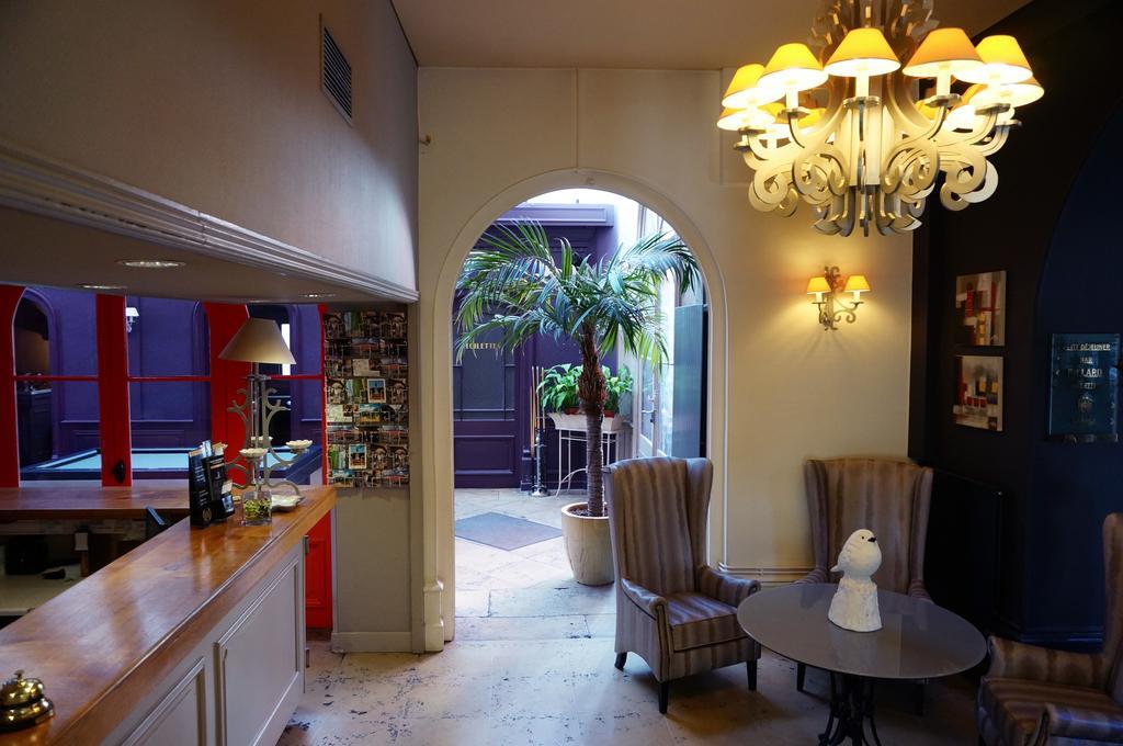 Logis Hotel De Bourgogne - Mâcon Eksteriør billede