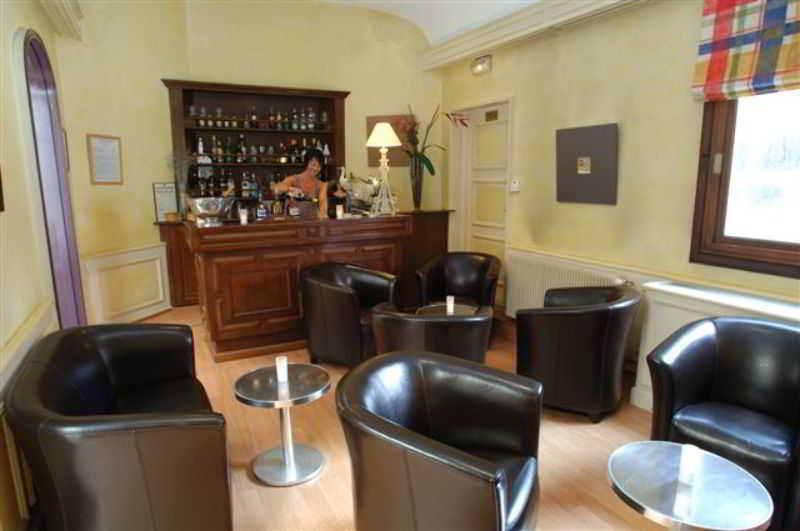 Logis Hotel De Bourgogne - Mâcon Restaurant billede